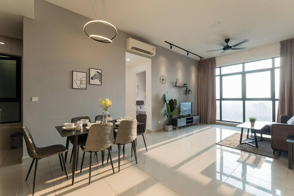 Conezion Residence Putrajaya 3Br6Pax Ioi City Mall Εξωτερικό φωτογραφία