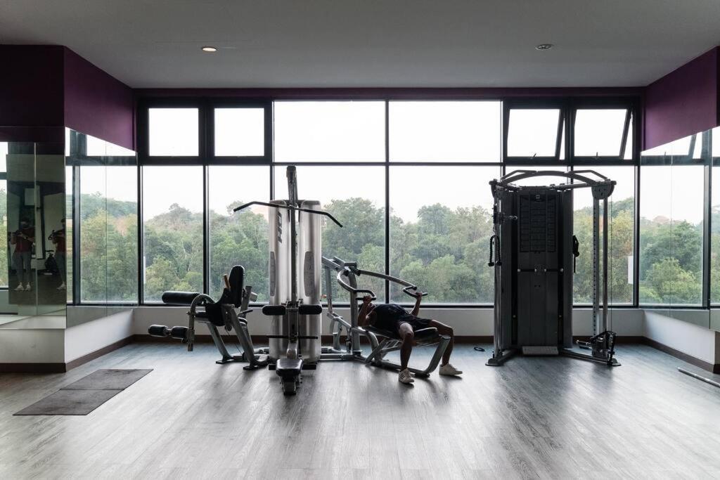 Conezion Residence Putrajaya 3Br6Pax Ioi City Mall Εξωτερικό φωτογραφία